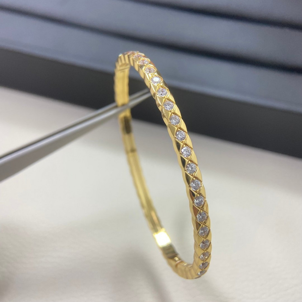 Chanel Rhomboid Bangle With Diamonds,Top Quality