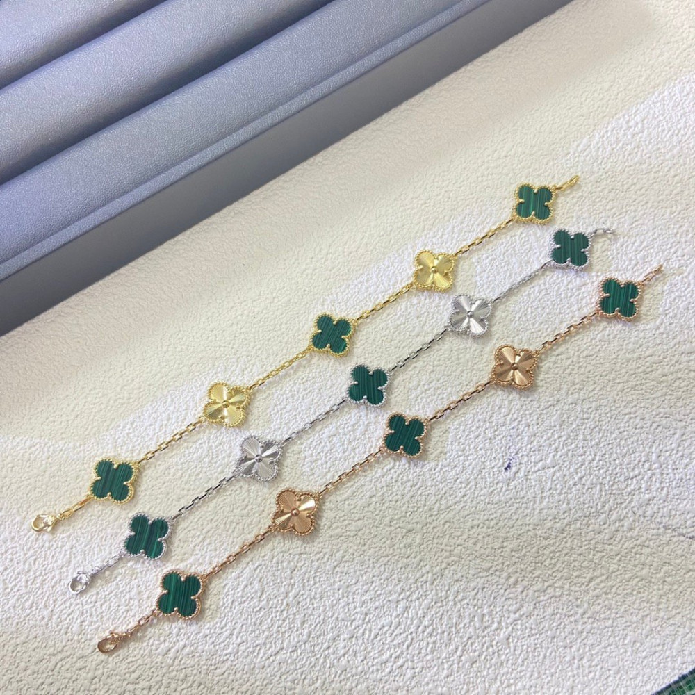 Four Leaf Clover Peacock Green Series Four Leaf Clover Peacock Green Series