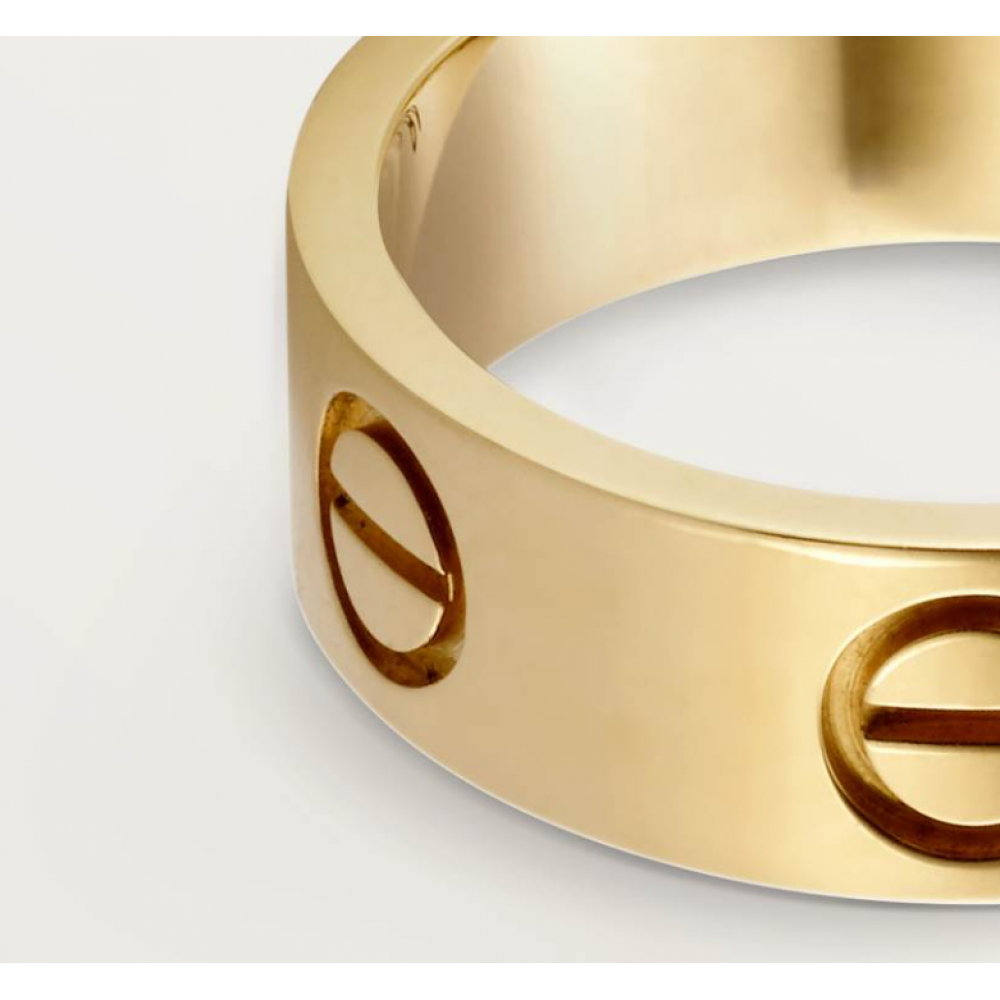 Cartier Love Ring Classic Style
