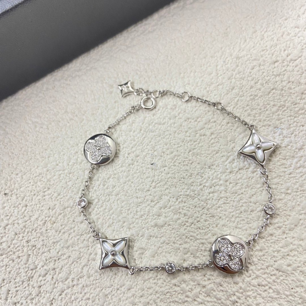Mini White Mother Of Pear, With Diamonds, Gold, Rose Gold, Silver Mini White Mother Of Pear, With Diamonds, Gold, Rose Gold, Silver