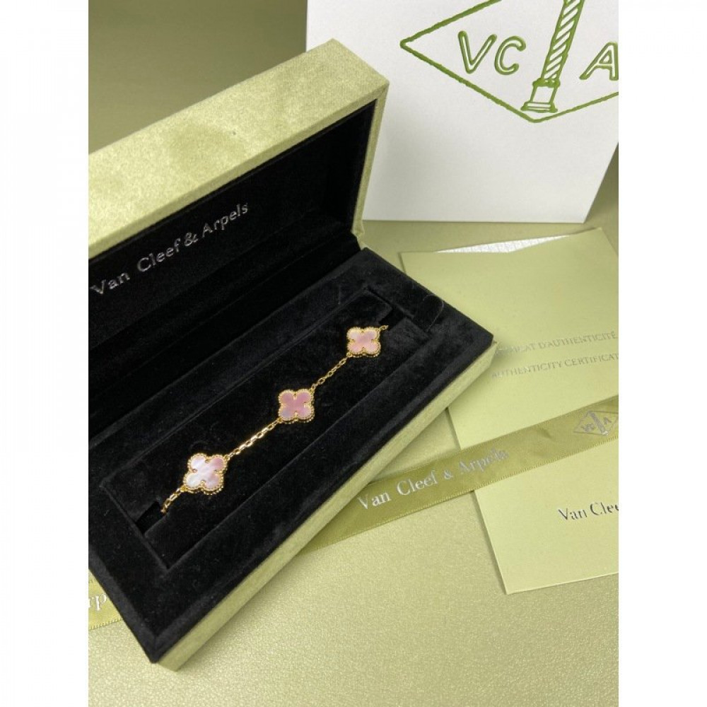 Clover With 5 Flowers-Pale Pink Clover With 5 Flowers-Pale Pink
