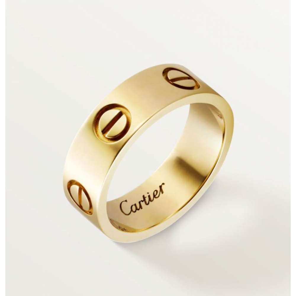 Cartier Love Ring Classic Style