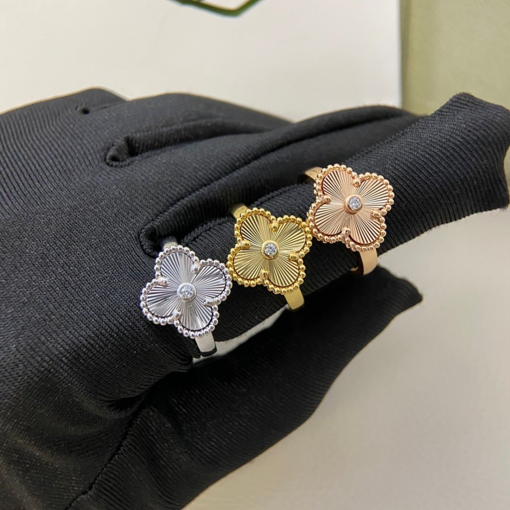 Clover Vintage Alhambra Rings Clover Vintage Alhambra Rings