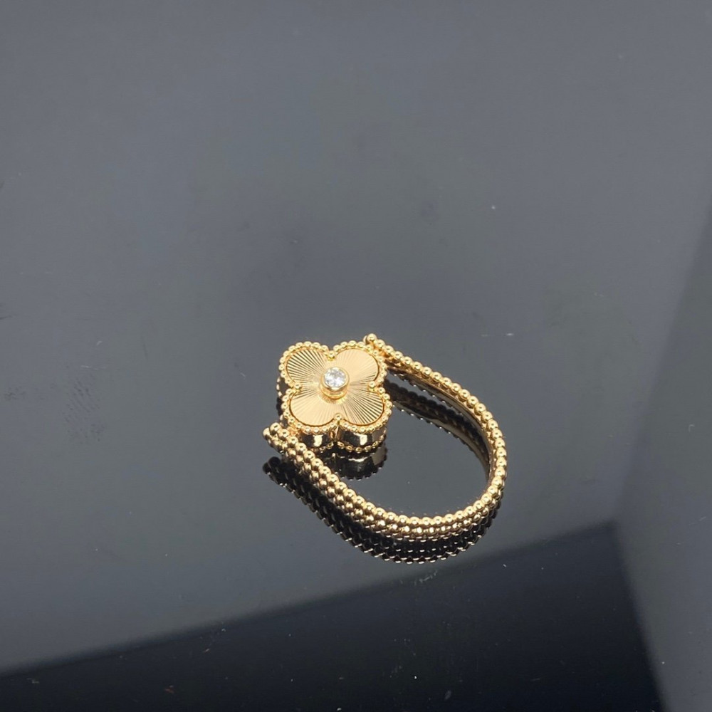 Clover Vintage Alhambra Rings