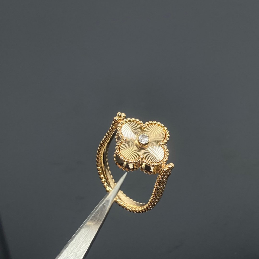 Clover Vintage Alhambra Rings