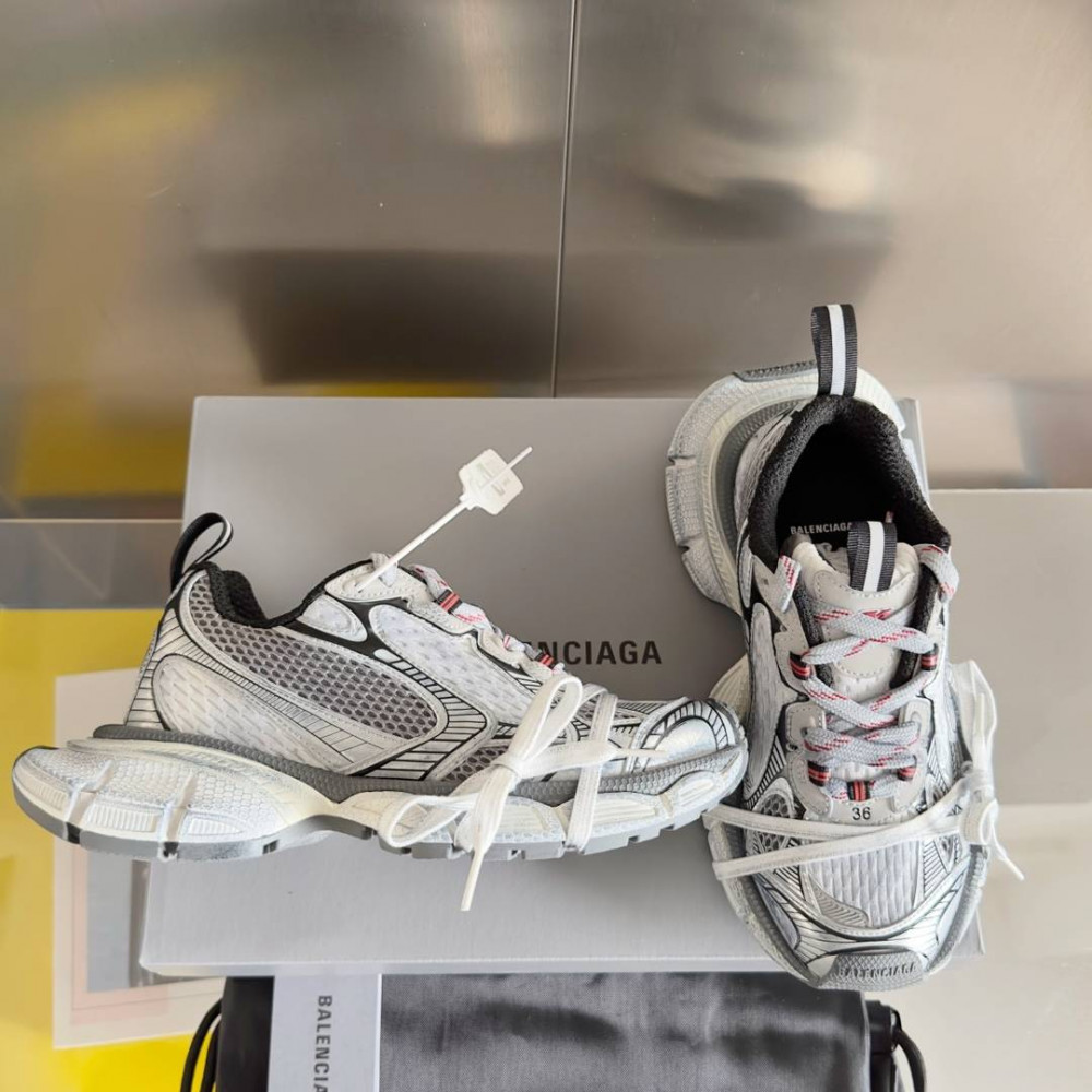 Balenciaga 3XL
