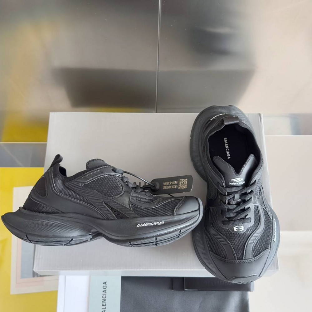 Balenciaga Circuit