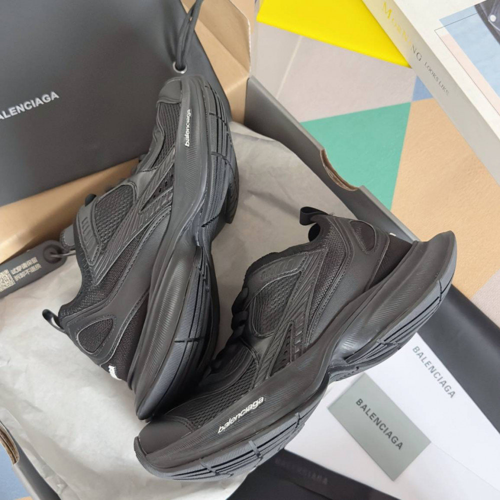 Balenciaga Circuit