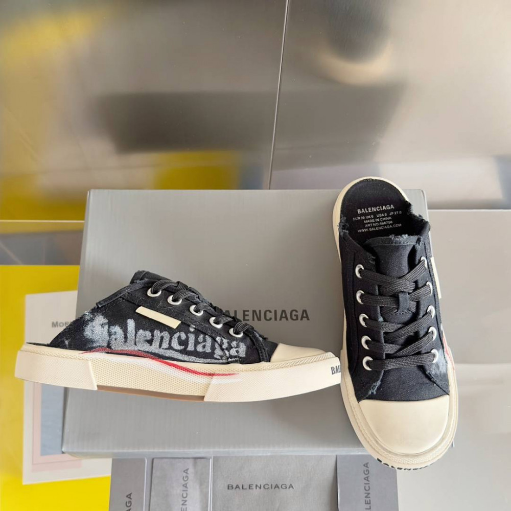 Balenciaga Paris