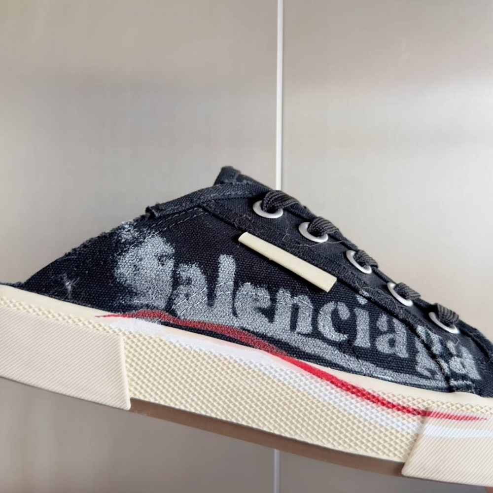 Balenciaga Paris