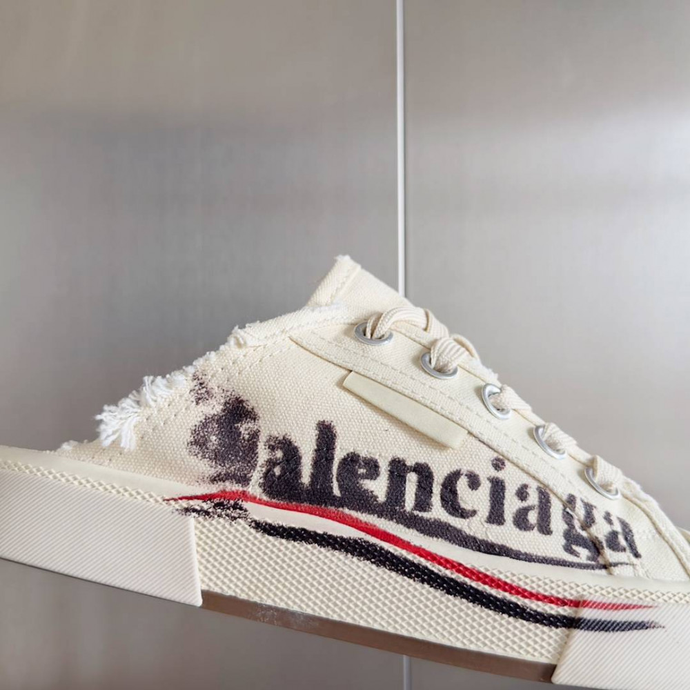 Balenciaga Paris