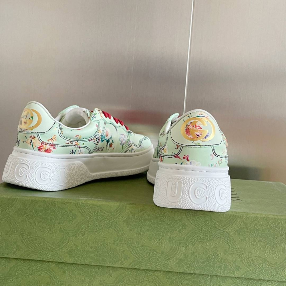 Gucci Chunky B-11