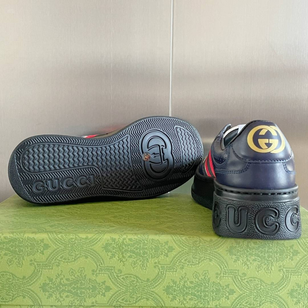 Gucci Chunky B-16