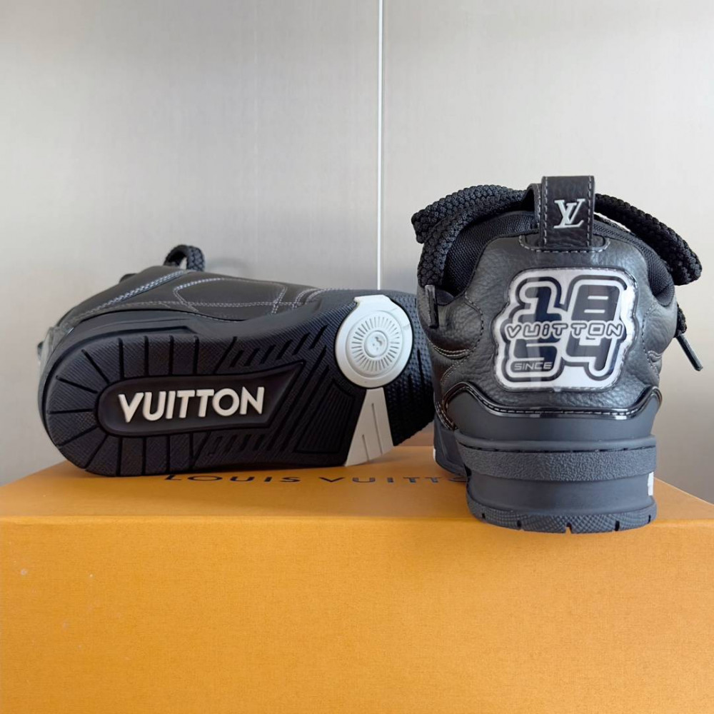 LV Skate Sneaker Black & Black Stars LV Skate Sneaker Black & Black Stars