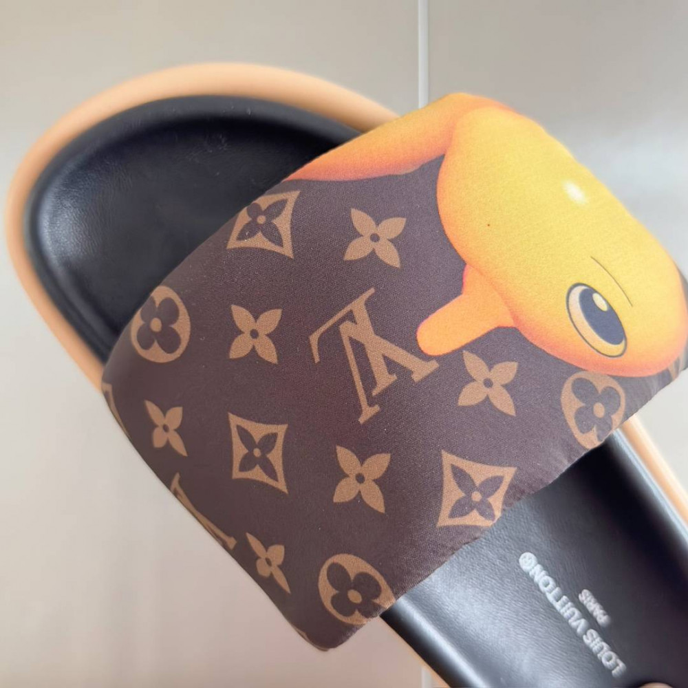 LV Pool Pillow Comfort-9