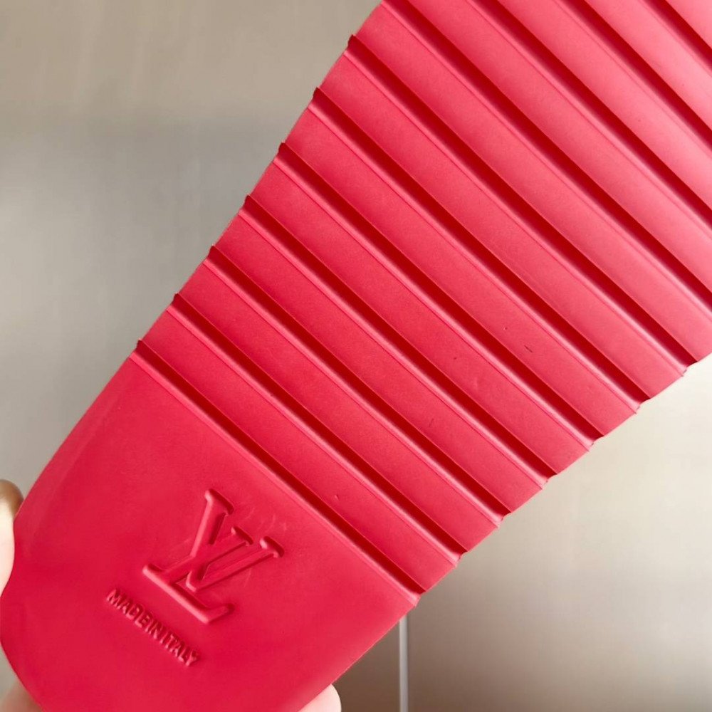 LV Miami Velcro slippers-11