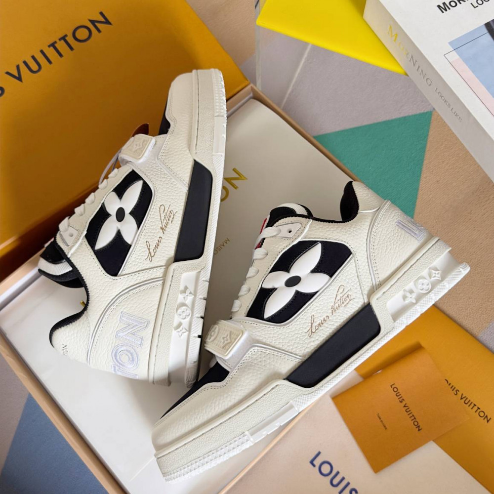 LV Trainer Sneaker Black and White-043