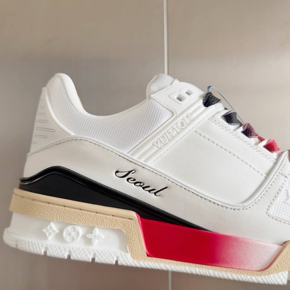 LV Trainer Sneaker White-049