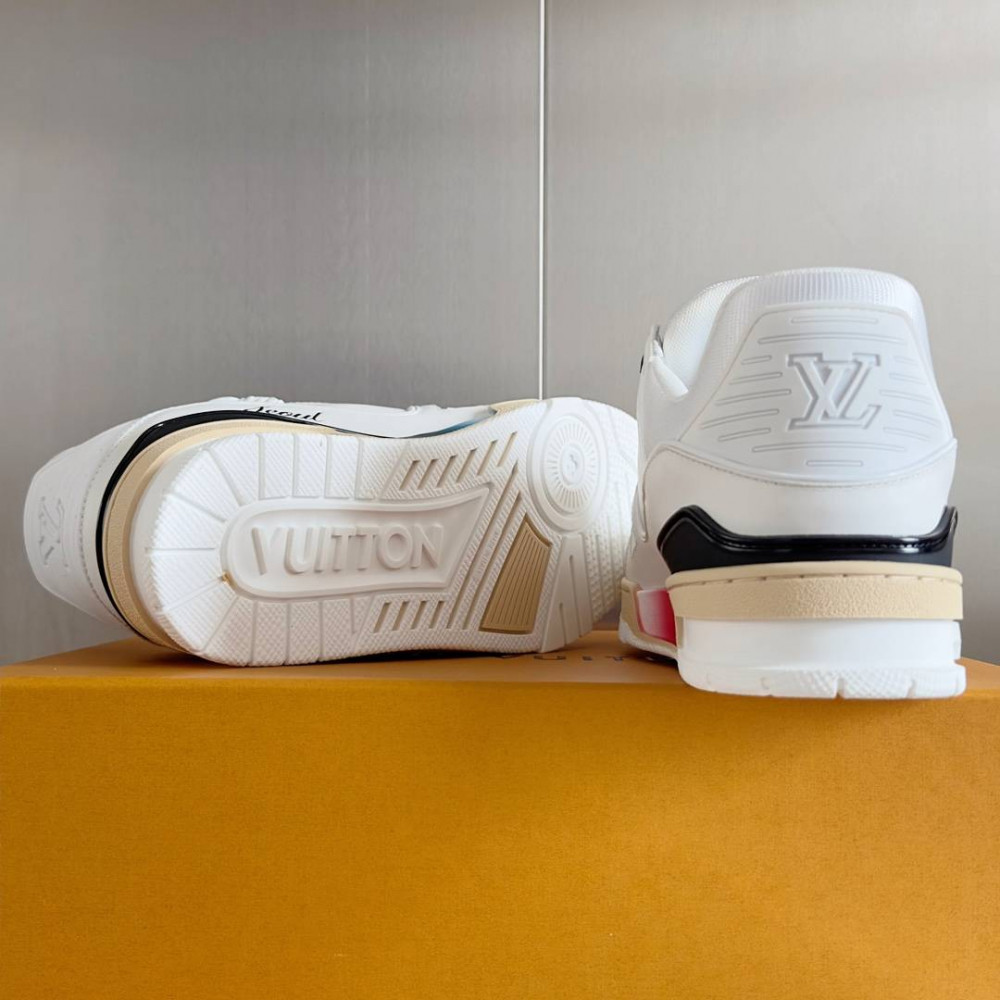 LV Trainer Sneaker White-049