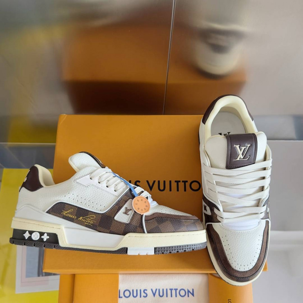 LV Trainer Sneaker White and Brow-057