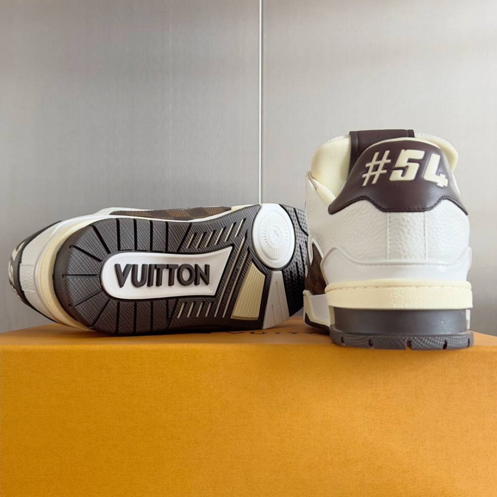 LV Trainer Sneaker White and Brow-057