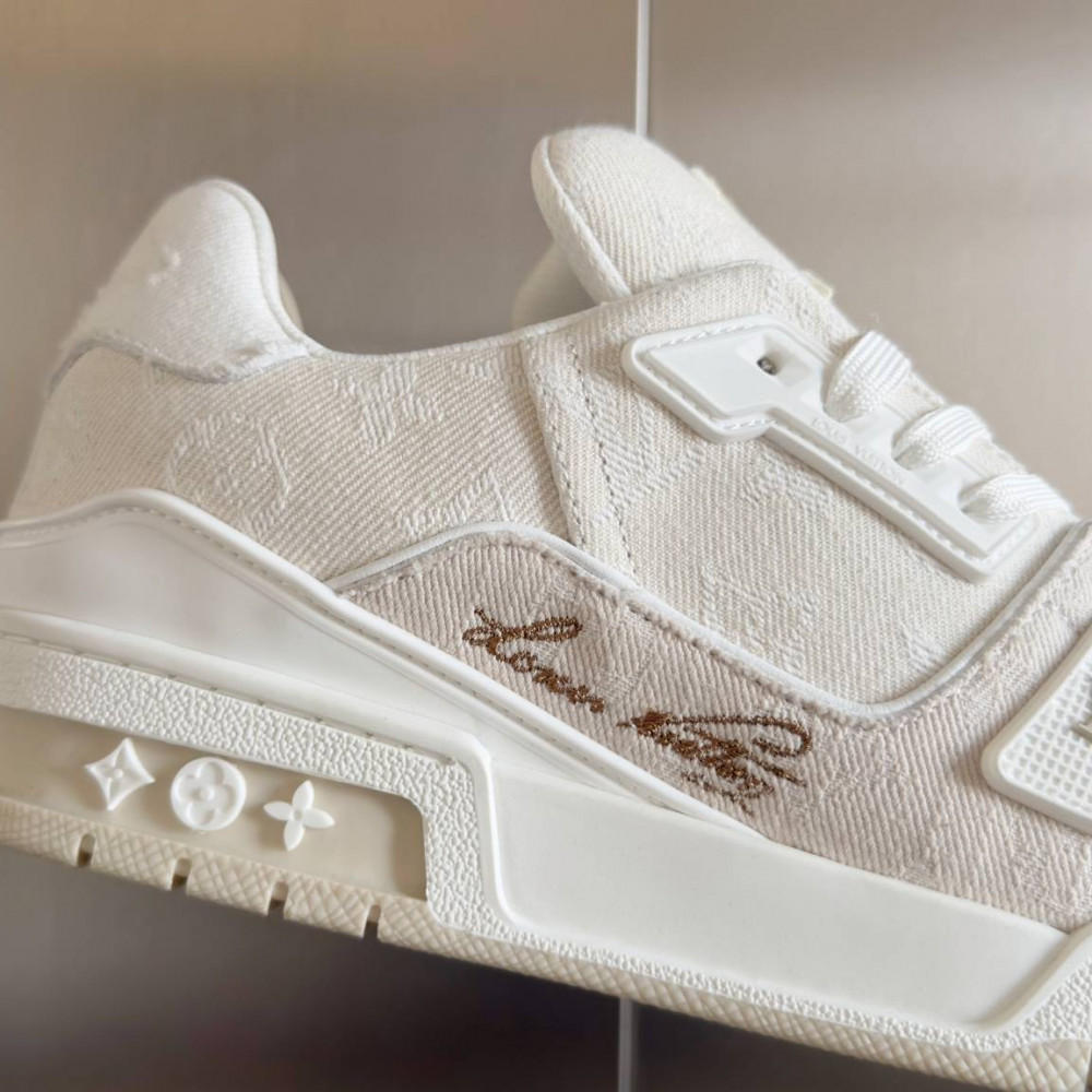 LV Trainer Sneaker White-064