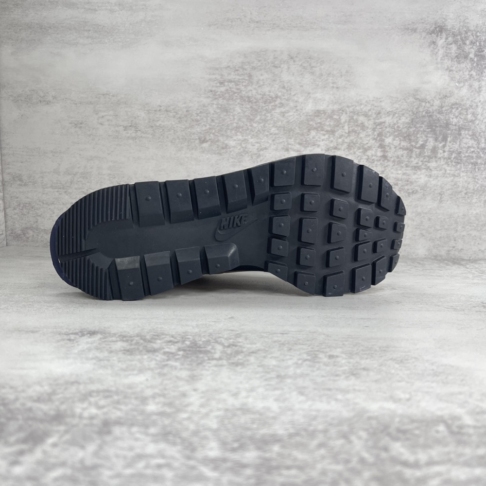 sacai x Nike VaporWaffle 'Sesame Blue Void'