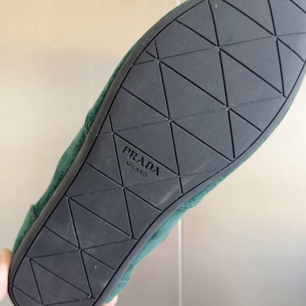 Prada Collapse