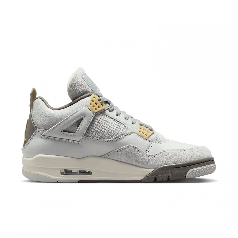 Air Jordan 4 Retro SE  Craft Photon Dust