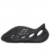 Yeezy Foam Runner  Onyx  HP8739