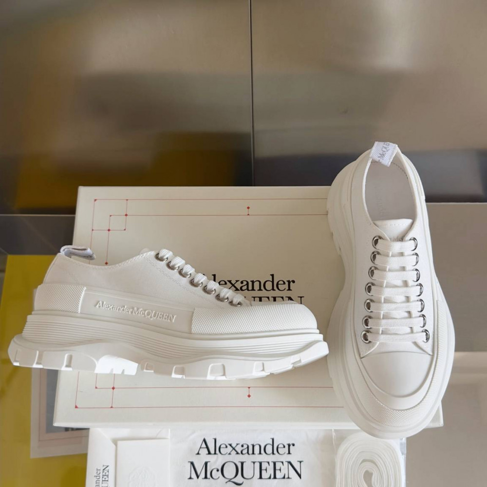 Alexander McQueen Tread Slick
