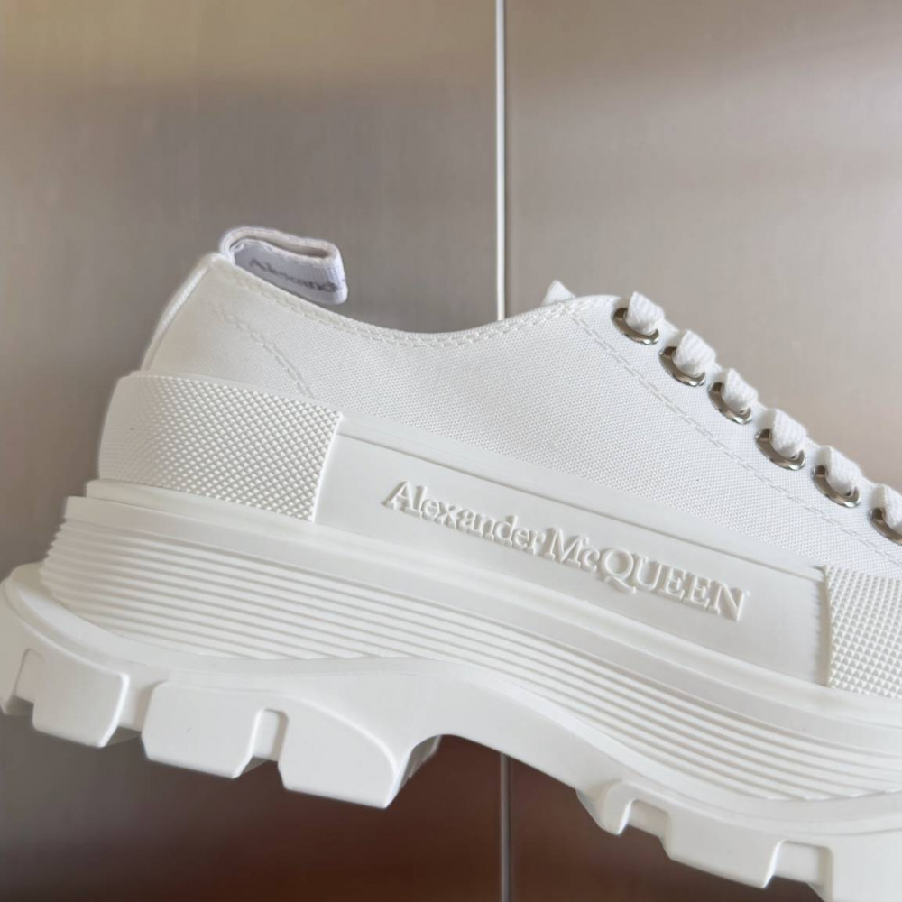 Alexander McQueen Tread Slick