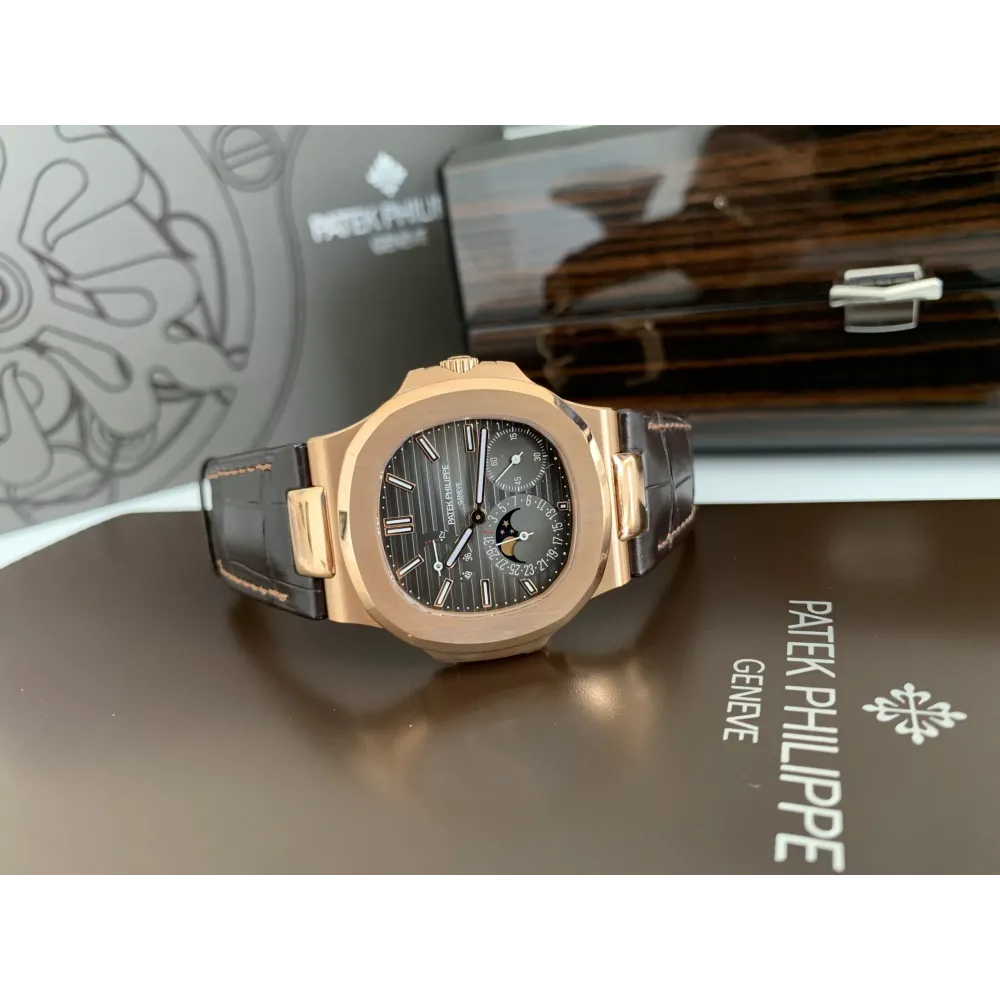 5712R – Patek Philippe Nautilus 5712R – Patek Philippe Nautilus