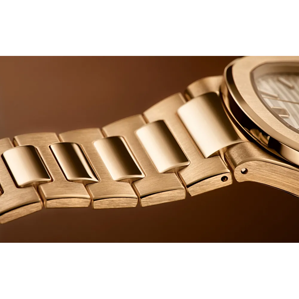 7118/1R – Patek Philippe Nautilus 7118/1R – Patek Philippe Nautilus