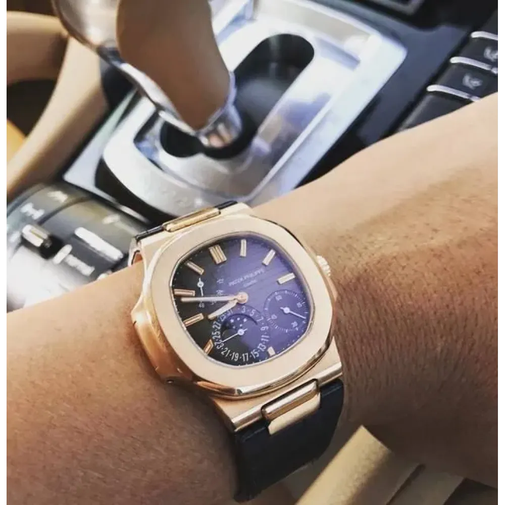 5712R – Patek Philippe Nautilus 5712R – Patek Philippe Nautilus